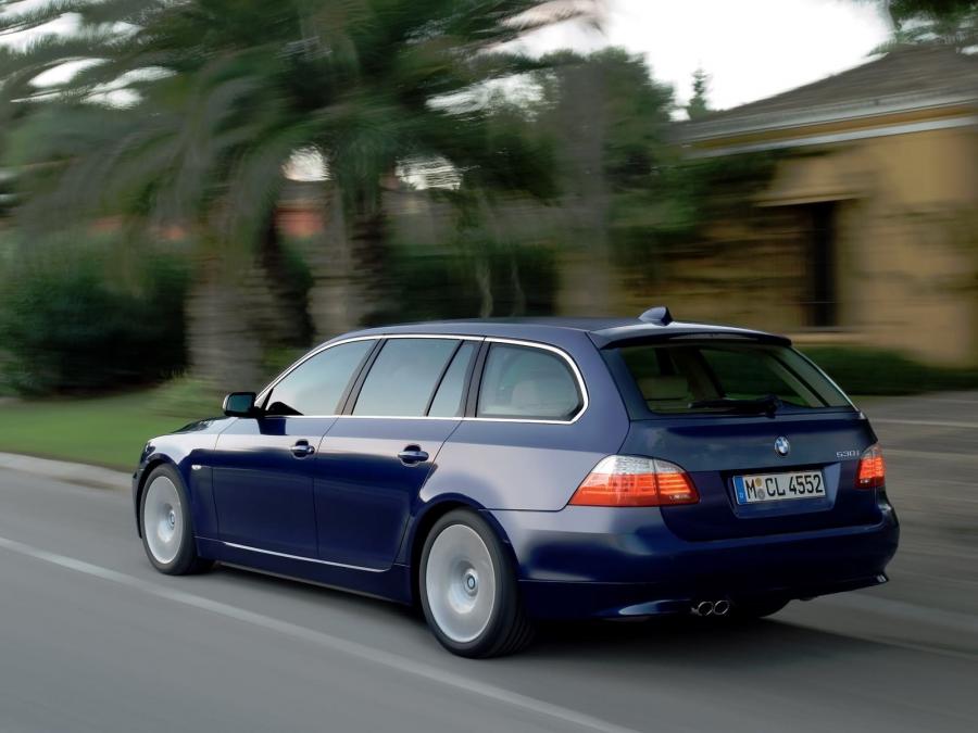  BMW 530i Touring 2007 года  (фото 44 из 46)